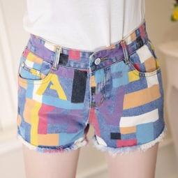 白色短裤女欧美视频