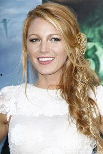 欧美女星可爱微笑视频,治愈系视频来袭！