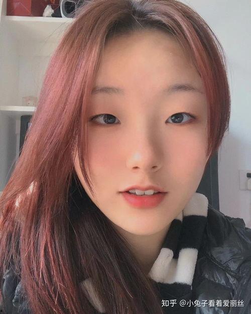 欧美染头发视频在家,在家轻松打造时尚发色